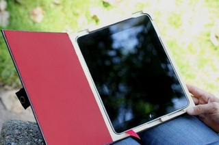 Illustration for article titled Win Cool Etsy iPad Cases In The Jezebel Bounty Contest
